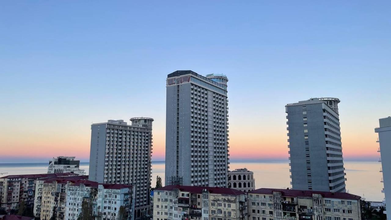 Pirosmani 18D, 14 Floor Apartment Batumi Exterior photo